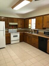 241 N Murphy Rd in Murphy, TX - Building Photo - Building Photo