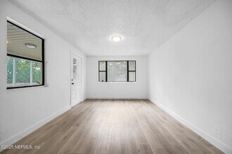 2057 Blair St in Jacksonville, FL - Building Photo - Building Photo