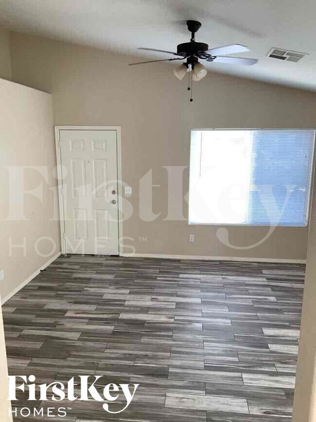 4128 W Solar Dr in Phoenix, AZ - Building Photo - Building Photo