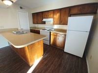 Ridgecrest Apartments photo'