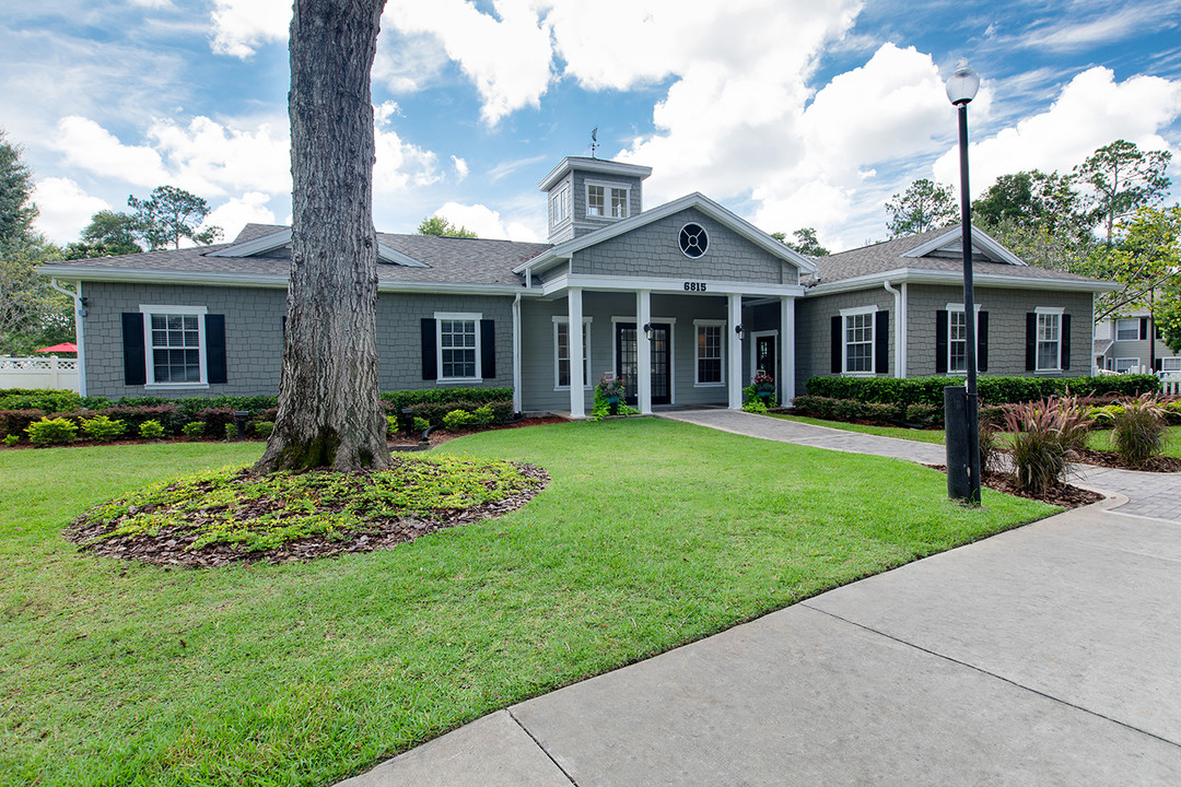 Harbor Cove in Gainesville, FL - Foto de edificio