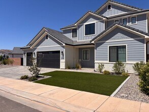 308 S Water Crse Dr in Washington, UT - Building Photo - Building Photo