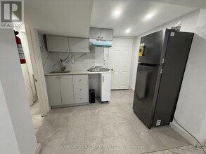 759 Essa Rd in Barrie, ON - Building Photo - Building Photo