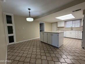 4340 W Morten Ave in Glendale, AZ - Building Photo - Building Photo