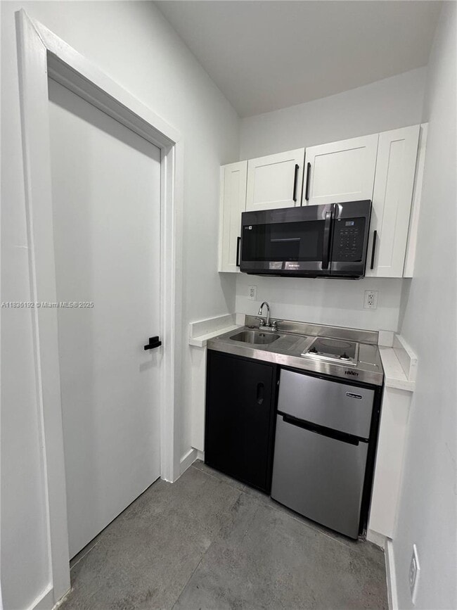 5541 NW Miami Ct in Miami, FL - Building Photo - Building Photo