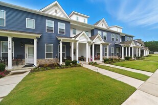 1615 Independence Blvd in Newport News, VA - Building Photo