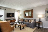 Park at Abernathy Square in Sandy Springs, GA - Building Photo - Interior Photo