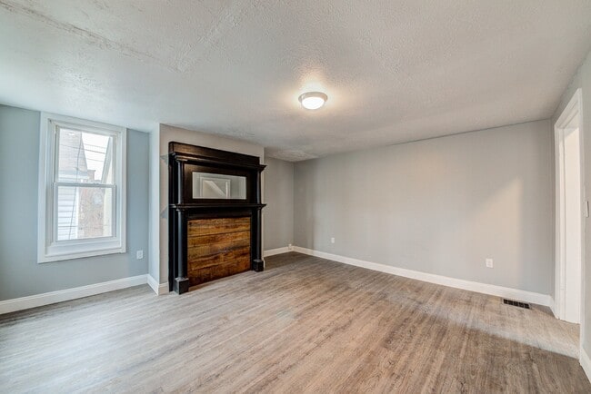 744 Proctor Wy, Unit Apt. 2