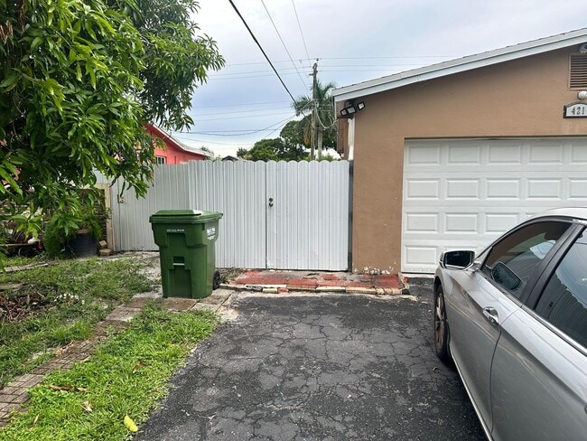 property at 421 SW 70th Terrace