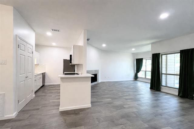 9600 Royal Ln in Dallas, TX - Foto de edificio - Building Photo