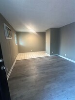 5906 Ardmore St in Houston, TX - Building Photo