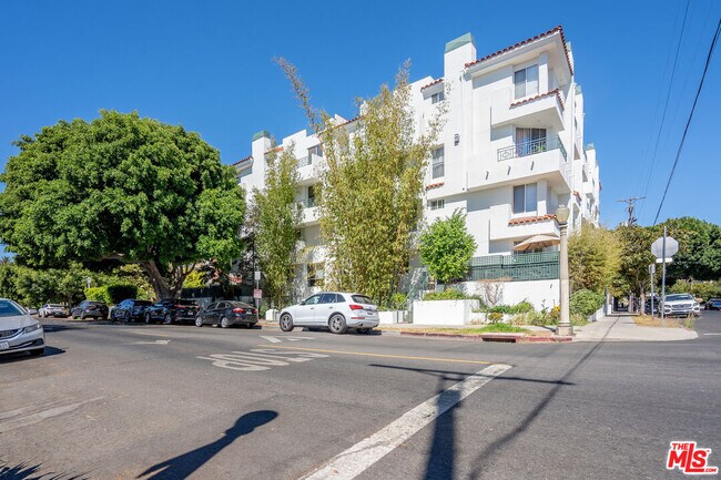 property at 350 S Norton Ave