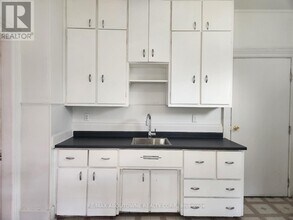 177 Chatham St in Brantford, ON - Building Photo - Building Photo