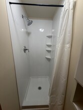 190 Hoskins Rd in Simsbury, CT - Foto de edificio - Building Photo