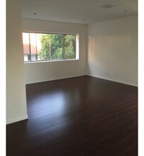 5711 Carlton Way in Los Angeles, CA - Building Photo - Building Photo