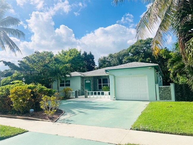 property at 850 SW 50th Terrace