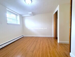 176 N Beacon St in Boston, MA - Building Photo - Building Photo
