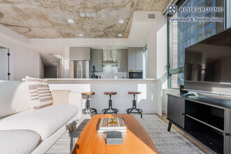 3030 Potomac Ave, Unit FL3-ID1031 in Arlington, VA - Building Photo - Building Photo