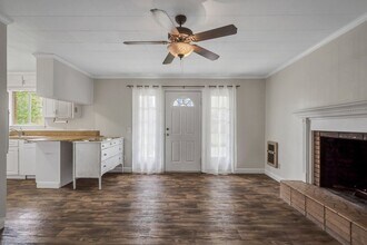 344 Surrency Rd in Jesup, GA - Building Photo - Building Photo