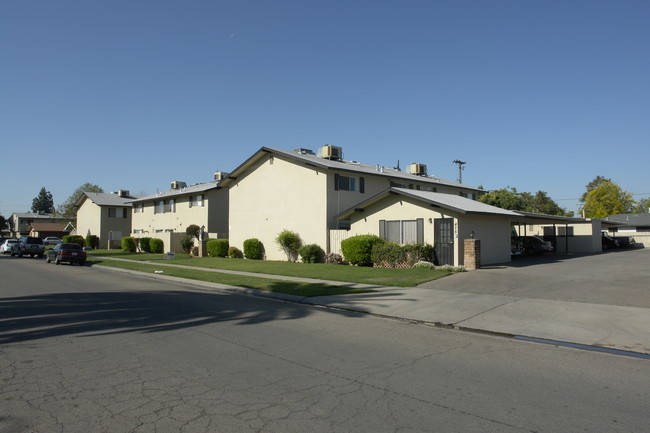 Vista Del Loma Apartments in Fresno, CA - Foto de edificio - Building Photo