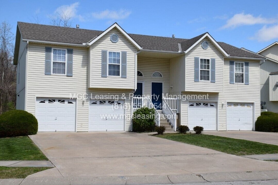 5901 NE 42nd St-Unit -5901 NE 42nd St in Kansas City, MO - Foto de edificio