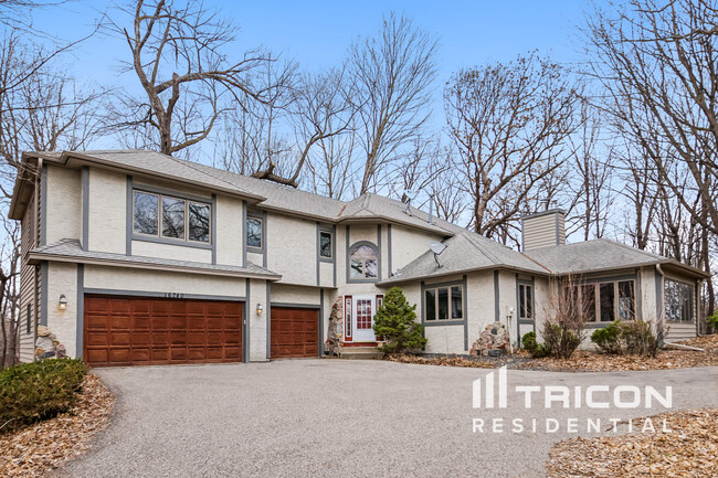 property at 16740 N Manor Rd