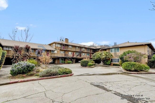 property at 966 Borden Villa Dr