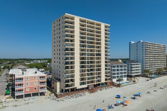 Atalaya Towers in Murrells Inlet, SC - Foto de edificio - Building Photo