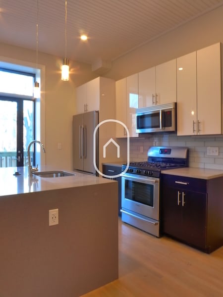 33 Lenox St in Boston, MA - Foto de edificio - Building Photo