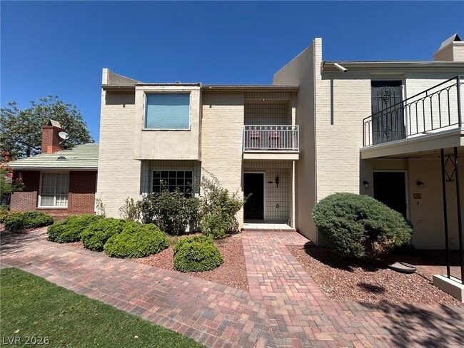 property at 596 Tam O Shanter