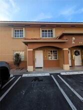 2485 W 76th St-Unit -109 in Hialeah, FL - Building Photo - Building Photo