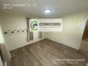 2846 Camborne St in Greensboro, NC - Building Photo - Building Photo