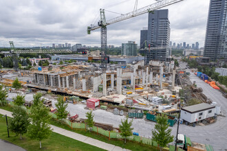 King's Landing at Concord Park Place in Toronto, ON - Building Photo - Building Photo