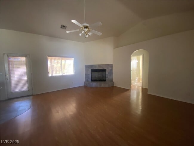 2941 S Firestone Ct in Pahrump, NV - Foto de edificio - Building Photo