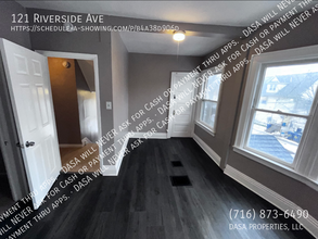 121 Riverside Ave in Buffalo, NY - Building Photo - Building Photo