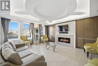 28 Prince Regent St in Markham, ON - Building Photo - Building Photo