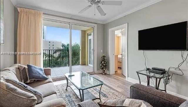 property at 2825 Palm Beach Blvd