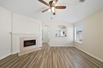 1735 Riane Ln in Houston, TX - Building Photo - Building Photo