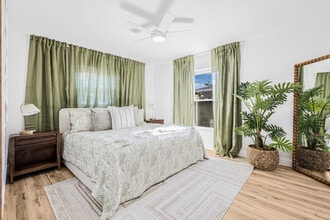 7516 22nd Ave W in Bradenton, FL - Foto de edificio - Building Photo