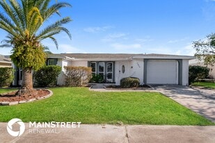 2020 Tumbleweed Dr in Holiday, FL - Building Photo