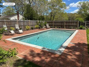 21 Summit Blvd in Westhampton, NY - Building Photo - Building Photo