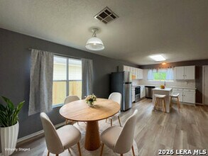 9011 Laguna Falls in San Antonio, TX - Building Photo - Building Photo