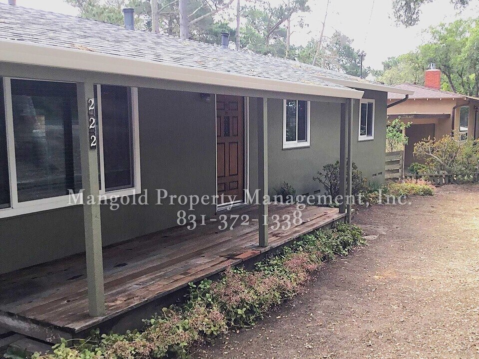 222 Soledad Dr in Monterey, CA - Building Photo