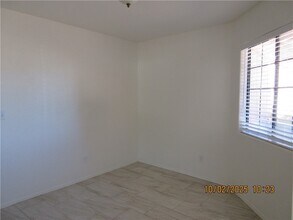 2730 Colorado Ave in Kingman, AZ - Building Photo - Building Photo