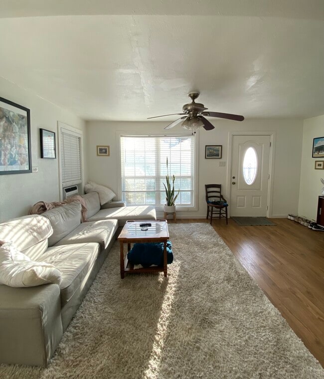 property at 807 S Van Buren Ave