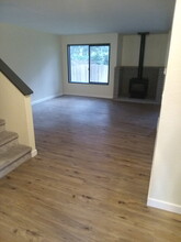 9306 Judy Ln SE in Olympia, WA - Foto de edificio - Building Photo