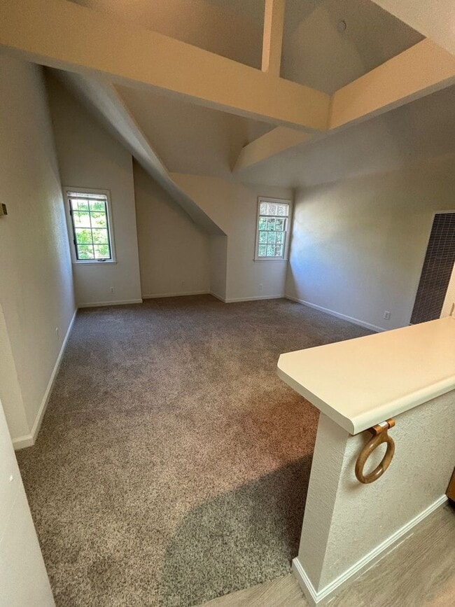 2063 Hoen Ave in Santa Rosa, CA - Building Photo - Building Photo