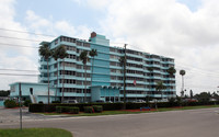 Island Way Towers in Clearwater, FL - Foto de edificio - Building Photo