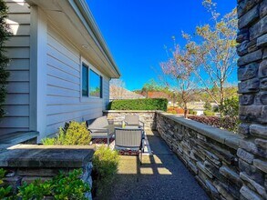 945 Augusta Cir in Napa, CA - Building Photo - Building Photo