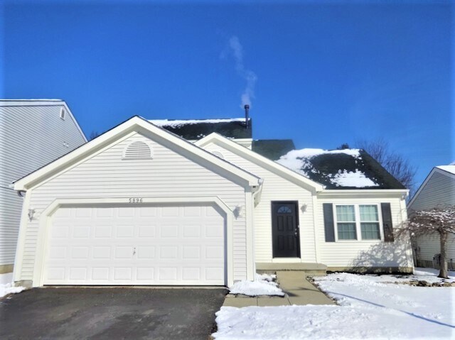 5896 Oreily Dr in Galloway, OH - Building Photo